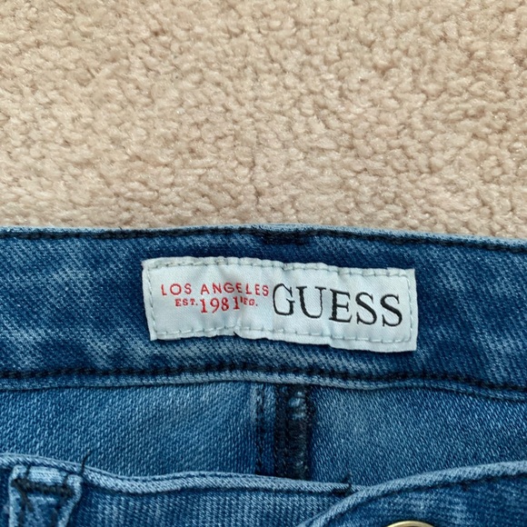Low Rise Guess Jeans - Picture 3 of 5